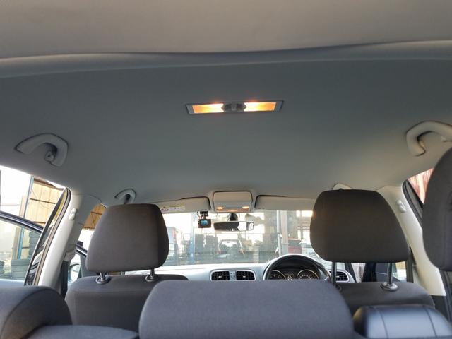 ポロ TSIコンフォートラインアップグレードパック ワンオーナー・キーレス・Wエアバッグ・ABS・FOGランプ・前後ドラレコ・アップグレードパッケージ・15アルミ・オートライト・バックモニター・禁煙車・アイドリングストップ(32枚目)