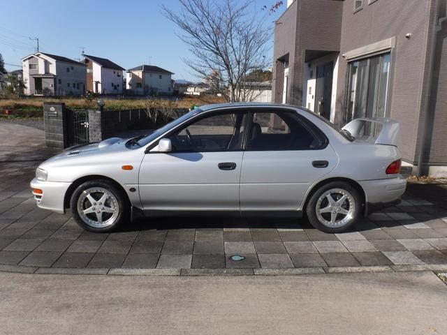 WRX STiバージョン(4枚目)