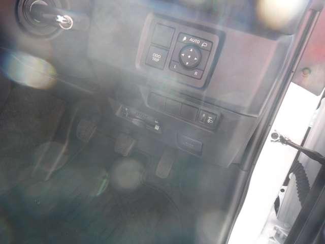 ＧＲヤリス ＲＣ　ワンオーナー　純正６ＭＴ　走行３，０００Ｋｍ（13枚目）