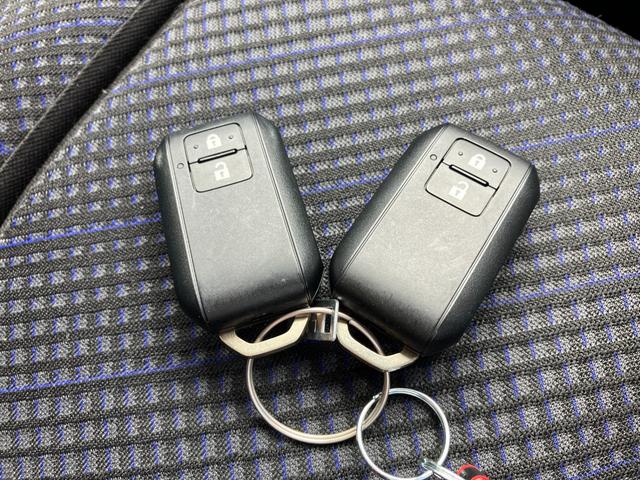ワゴンＲ ハイブリッドＦＺ　４ＷＤ　デュアルセンサーブレーキ　フルセグＳＤナビ　シートヒーター　ＬＥＤヘッドライト　オートエアコン　オートハイビーム　パーキングセンサー　車線逸脱警報　先行車発進お知らせ　キーレスプッシュスタート　純正１４インチアルミ（17枚目）
