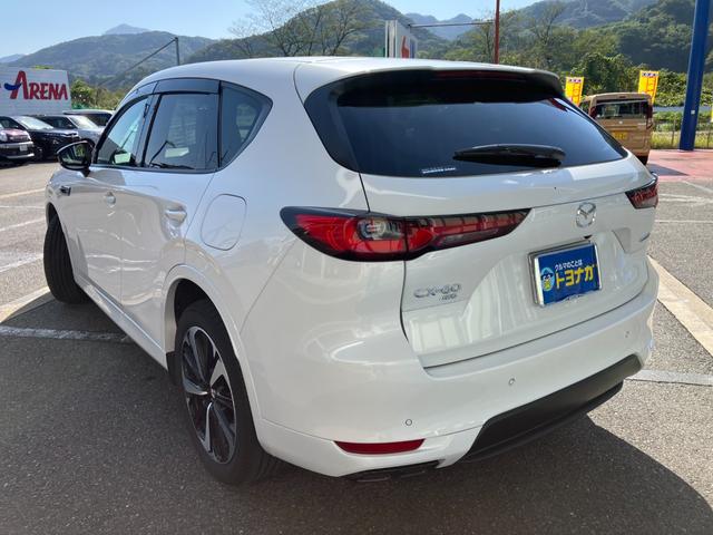 ＣＸ－６０ ＸＤ－ハイブリッド　エクスクルーシブスポーツ　４ＷＤ　純正１２．３インチフルセグＳＤナビ　３６０°モニター　ＢＯＳＥサウンド　ドライブレコーダー　ビルトインＥＴＣ　パワーバックドア　パワーシート　シートヒーター　レーダークルーズ　パーキングセンサー（6枚目）