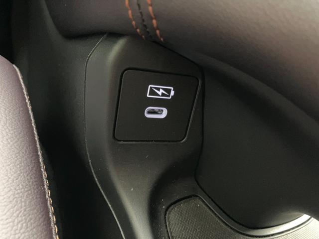 ZR-V e:HEV Z 4WD ホンダセンシング 純正9インチフルセグナビ マルチビューカメラ BOSEサウンド ドライブレコーダー パワーバックドア パワーシート シートヒーター ステアリングヒーター ビルトインETC2.0 レーダークルーズ(17枚目)