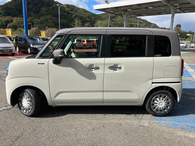 ワゴンRスマイル ハイブリッドX 4WD デュアルセンサーブレーキサポート2 純正9インチフルセグナビ 全方位カメラ 両側電動スライドドア シートヒーター アダプティブクルーズコントロール パーキングセンサー LEDヘッドライト フォグランプ オートハイビーム スマートキー(4枚目)