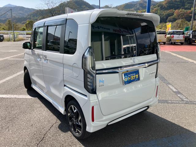 N-BOXカスタム G・Lターボホンダセンシング 4WD フルセグナビ バックカメラ ドライブレコーダー シートヒーター ビルトインETC 両側電動スライド パドルシフト オートクルーズコントロール パーキングセンサー 車線逸脱抑制 LEDヘッドライト(6枚目)