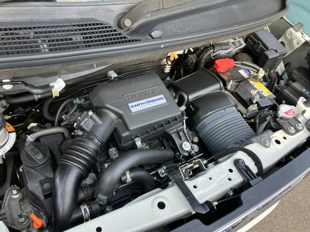 N-BOXカスタム G・Lターボホンダセンシング 4WD フルセグナビ バックカメラ ドライブレコーダー シートヒーター ビルトインETC 両側電動スライド パドルシフト オートクルーズコントロール パーキングセンサー 車線逸脱抑制 LEDヘッドライト(41枚目)