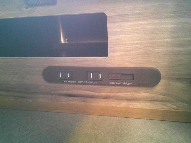 NV100クリッパーリオ Gターボ 4WD デュアルカメラブレーキサポート Mioベットキット車中泊仕様 フルセグナビ バックカメラ ドライブレコーダー 両側電動スライド 左オートステップ シートヒーター ETC ディスチャージヘッドライト フォグランプ パーキングセンサー(28枚目)