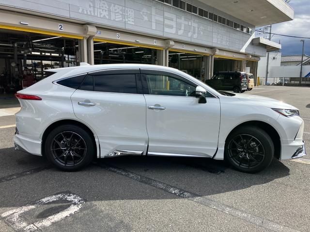 ハリアー Z 4WD モデリスタエアロ トヨタセーフティセンス 純正12.3インチフルセグSDナビ パノラマモニター ドライブレコーダー ビルトインETC2.0 パワーシート パワーバックドア レーダークルーズコントロール パーキングセンサー スマートキー(5枚目)