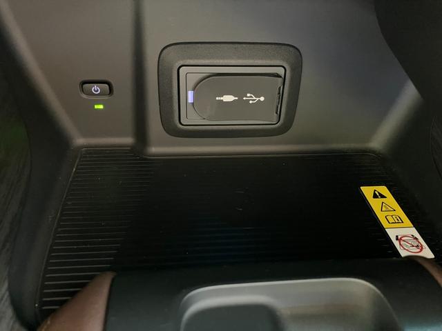 ハリアー Z 4WD モデリスタエアロ トヨタセーフティセンス 純正12.3インチフルセグSDナビ パノラマモニター ドライブレコーダー ビルトインETC2.0 パワーシート パワーバックドア レーダークルーズコントロール パーキングセンサー スマートキー(16枚目)