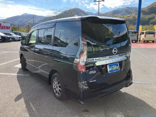 セレナ ハイウェイスターＶ　４ＷＤ　エマージェンシーブレキーキ　９インチフルセグナビ　ルーフモニター　バックカメラ　プロパイロット　ビルトインＥＴＣ　両側電動スライドドア　ハンズフリースライド　パーキングセンサー　車線逸脱抑制　ＬＥＤヘッドライト　オートハイビーム（6枚目）