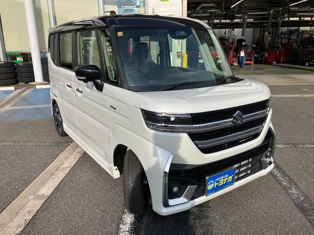 スペーシアカスタム ハイブリッドＸＳターボ　４ＷＤ　デュアルセンサーブレーキＩＩ　純正９インチフルセグナビ　全方位カメラ　アダプティブクルーズコントロール　シートヒーター　ステアリングヒーター　パドルシフト　両側電動スライドドア　パーキングセンサー　車線逸脱抑制　ＬＥＤヘッドライト（3枚目）