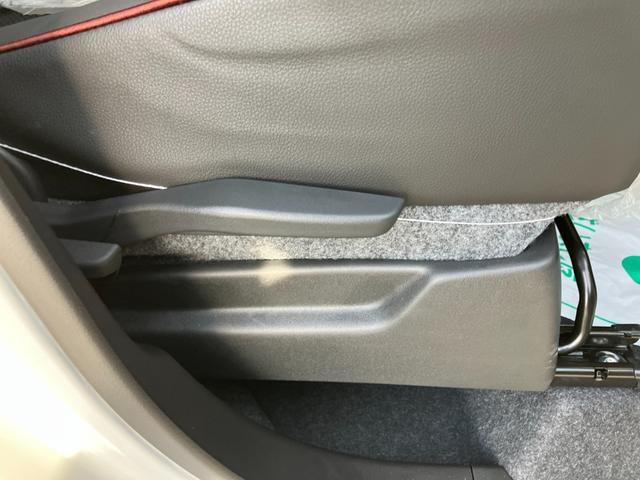 スペーシアカスタム ハイブリッドＸＳターボ　４ＷＤ　デュアルセンサーブレーキＩＩ　純正９インチフルセグナビ　全方位カメラ　アダプティブクルーズコントロール　シートヒーター　ステアリングヒーター　パドルシフト　両側電動スライドドア　パーキングセンサー　車線逸脱抑制　ＬＥＤヘッドライト（29枚目）