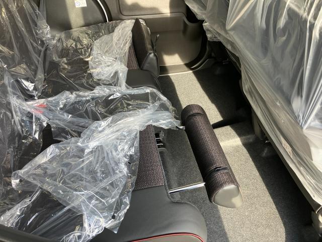 スペーシアカスタム ハイブリッドＸＳターボ　４ＷＤ　デュアルセンサーブレーキＩＩ　純正９インチフルセグナビ　全方位カメラ　アダプティブクルーズコントロール　シートヒーター　ステアリングヒーター　パドルシフト　両側電動スライドドア　パーキングセンサー　車線逸脱抑制　ＬＥＤヘッドライト（32枚目）