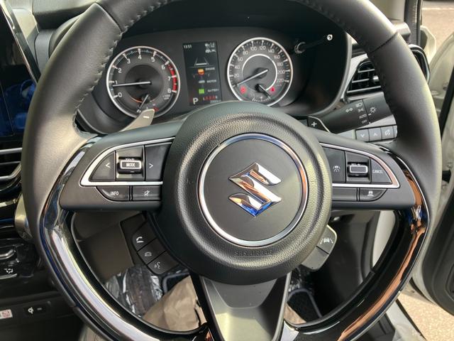 フロンクス ベースグレード　４ＷＤ　デュアルセンサーブレーキＩＩ　純正スズキコネクト９インチナビ　全方位カメラ　シートヒーター　ＥＴＣ　アダプティブクルーズ　パーキングセンサー　パドルシフト　ＬＥＤヘッドライト　ワイヤレス充電器　ヒルディセント　グリップコントロール（23枚目）