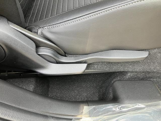 フロンクス ベースグレード　４ＷＤ　デュアルセンサーブレーキＩＩ　純正スズキコネクト９インチナビ　全方位カメラ　シートヒーター　ＥＴＣ　アダプティブクルーズ　パーキングセンサー　パドルシフト　ＬＥＤヘッドライト　ワイヤレス充電器　ヒルディセント　グリップコントロール（32枚目）