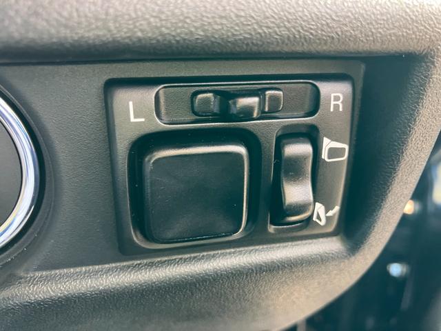 ジムニー ＸＣ　４ＷＤ　デュアルセンサーブレーキ　ダムドリトルＧ仕様　シートヒーター　クルーズコントロール　ヒルディセントコントロール　ＬＥＤヘッドライト　フォグランプ　オートハイビーム　パーキングセンサー　キーフリー　純正アルミ　電動格納ドアミラー（16枚目）