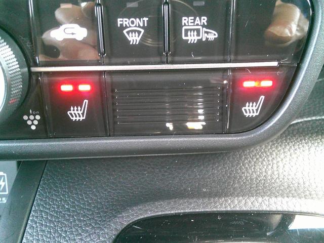 N-BOXカスタム Lターボ 4WD ホンダセンシング 純正8インチフルセグナビ バックカメラ ドライブレコーダー ビルトインETC シートヒーター 両側電動スライドドア アダプティブクルーズコントロール パーキングsンサー LEDヘッドライト(14枚目)