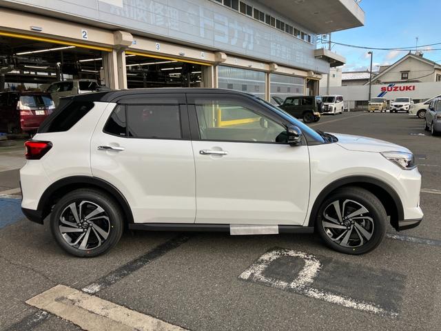 ライズ Z 4WD スマートアシスト 純正9インチディスプレイオーディオ パノラミックビューモニター ビルトインETC2.0 置くだけ充電 アダプティブクルーズコントロール パーキングセンサー LEDヘッドライト フォグランプ キーフリー(5枚目)