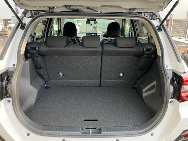 ライズ Z 4WD スマートアシスト 純正9インチディスプレイオーディオ パノラミックビューモニター ビルトインETC2.0 置くだけ充電 アダプティブクルーズコントロール パーキングセンサー LEDヘッドライト フォグランプ キーフリー(29枚目)