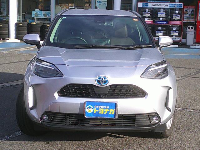 ヤリスクロス ハイブリッドＺ　４ＷＤ　トヨタセーフティセンス　純正８インチディスプレイオーディオ　メモリーナビ　パノラマモニター　ドライブレコーダー　ビルトインＥＴＣ　パワーシート　シートヒーター　レーダークルーズコントロール　パーキングセンサー（2枚目）