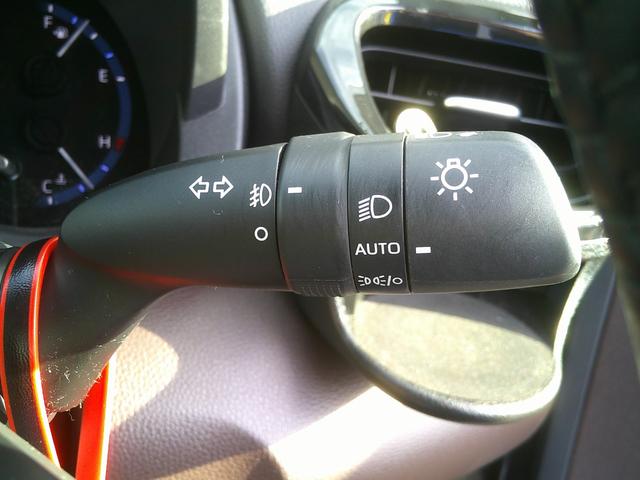 ヤリスクロス ハイブリッドＺ　４ＷＤ　トヨタセーフティセンス　純正８インチディスプレイオーディオ　メモリーナビ　パノラマモニター　ドライブレコーダー　ビルトインＥＴＣ　パワーシート　シートヒーター　レーダークルーズコントロール　パーキングセンサー（22枚目）