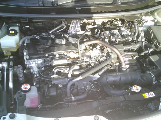 ヤリスクロス ハイブリッドＺ　４ＷＤ　トヨタセーフティセンス　純正８インチディスプレイオーディオ　メモリーナビ　パノラマモニター　ドライブレコーダー　ビルトインＥＴＣ　パワーシート　シートヒーター　レーダークルーズコントロール　パーキングセンサー（37枚目）