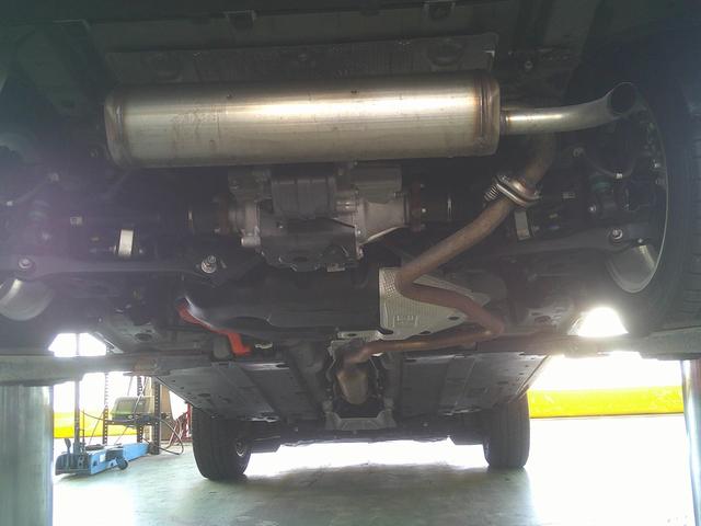 ヤリスクロス ハイブリッドＺ　４ＷＤ　トヨタセーフティセンス　純正８インチディスプレイオーディオ　メモリーナビ　パノラマモニター　ドライブレコーダー　ビルトインＥＴＣ　パワーシート　シートヒーター　レーダークルーズコントロール　パーキングセンサー（38枚目）