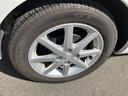 スタイリッシュな純正15インチアルミホイール!タイヤサイズは175/65R15です!