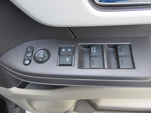 Ｎ－ＢＯＸ Ｇ・ＥＸターボホンダセンシング　純正８インチナビ／ＤＶＤ・Ｂｌｕｅｔｏｏｔｈ・ＵＳＢ・フルセグＴＶ／ホンダセンシング／ＥＴＣ／Ｂカメラ／両側電動ドア／ハンズフリースライドドア／ドラレコ／追従クルコン／ＳＷ付革巻ステア／オート付ＬＥＤ（32枚目）