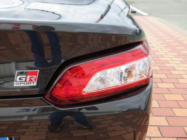 コペン ＧＲ　スポーツ　電動オープン／シートヒーター／社外サス／ＨＫＳ社外マフラー／ＢＢＳ１６ＡＷ／ＲＥＣＡＲＯシート／バックカメラ／純正フルセグメモリーナビ／オート＆ＬＥＤライト／フォグ／社外前後ドラレコ／（47枚目）
