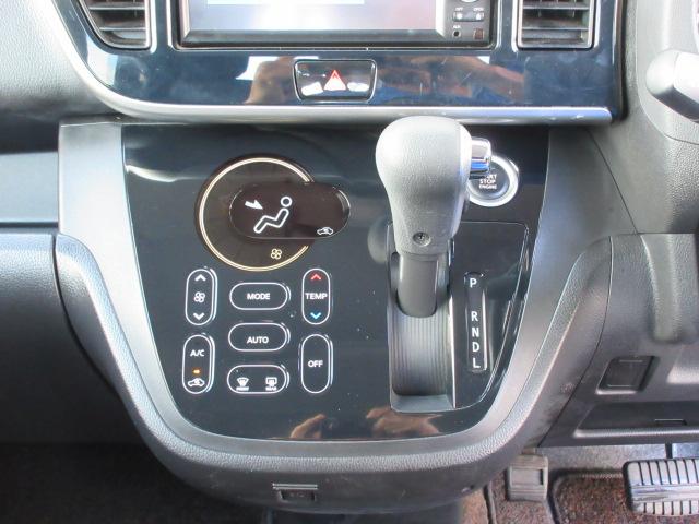 ｅＫスペースカスタム カスタムＴ　純正ナビ／Ｂカメラ／横滑防止／オート付ＨＩＤ＆フォグ／純１５ＡＷ／オート格納ミラー／ウィンカーミラー／インテリキー／プッシュスタート／革巻ステア／ＥＴＣ／ドアバイザー／（16枚目）