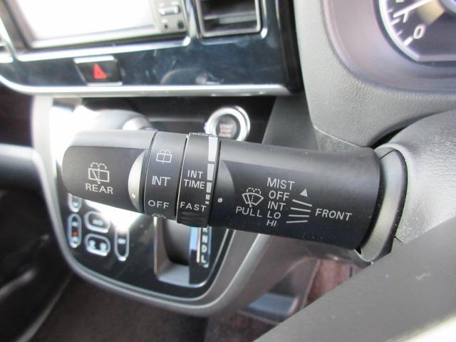 ｅＫスペースカスタム カスタムＴ　純正ナビ／Ｂカメラ／横滑防止／オート付ＨＩＤ＆フォグ／純１５ＡＷ／オート格納ミラー／ウィンカーミラー／インテリキー／プッシュスタート／革巻ステア／ＥＴＣ／ドアバイザー／（20枚目）