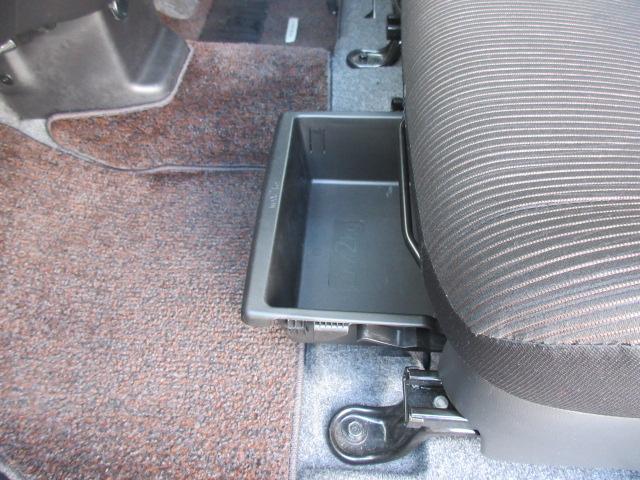 ｅＫスペースカスタム カスタムＴ　純正ナビ／Ｂカメラ／横滑防止／オート付ＨＩＤ＆フォグ／純１５ＡＷ／オート格納ミラー／ウィンカーミラー／インテリキー／プッシュスタート／革巻ステア／ＥＴＣ／ドアバイザー／（54枚目）