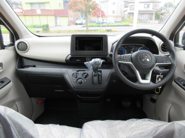 ｅＫワゴン Ｍ　届出済未使用車／新品フルセグナビ付／Ｂカメラ／衝突軽減Ｂ／前席暖シート／ＳＷ付ステア／マニュアルＡＣ／オート格納ミラー／ＬＫＡ／車線逸脱警報／キーレス／（2枚目）