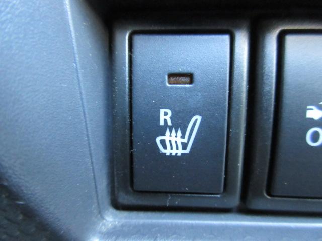 ハスラー ＪスタイルＩＩ　フルセグナビ／衝突軽減Ｂ／ＳＷ付革巻ステア／前席暖シート／オート付ＨＩＤ＆フォグ／ウィンカーミラー／インテリキー／プッシュスタート／純１５ＡＷ／ルーフキャリア／ドアバイザー／（7枚目）