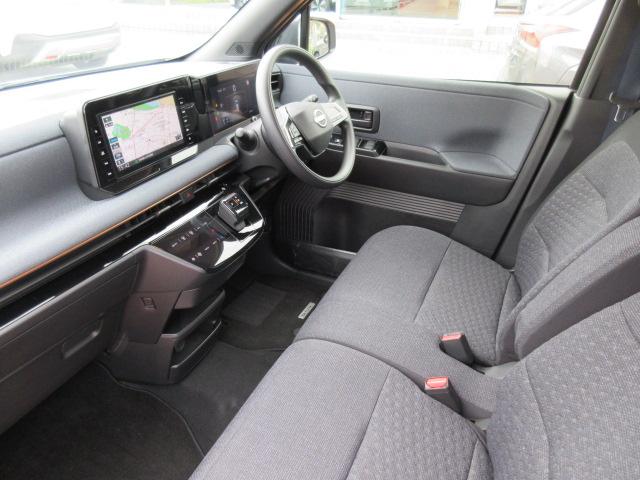 当店営業スタッフは、全員【自動車販売士】です！中古車のプロが、皆様のカーライフをお手伝いさせていただきます！車のことは当社にお任せ下さい！！