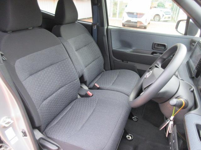 ゆったりとした座り心地が自慢のベンチシートを採用しています！