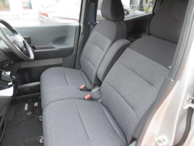 ゆったりとした座り心地が自慢のベンチシートを採用しています！