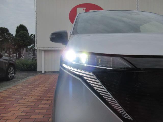 夜道や悪天候時も明るく照らし長寿命のＬＥＤライトも装備！