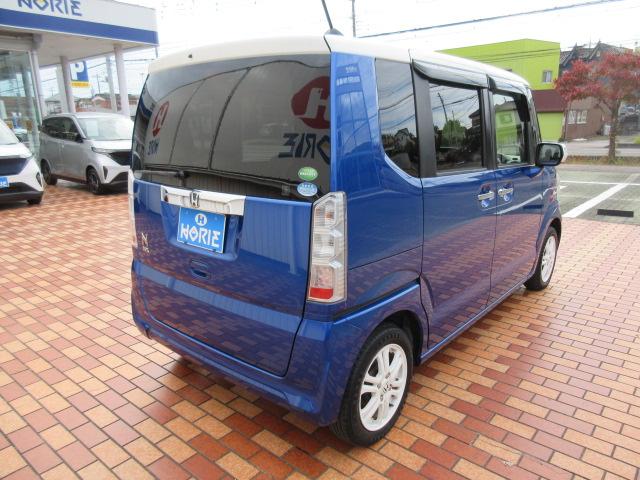 N-BOX G・Lパッケージ Gathersナビ/Bカメラ/衝突軽減B/両側電動ドア/ETC/SW付ステア/オート付HID/ウィンカーミラー/純14AW/インテリキー/プッシュスタート/ドアバイザー/シートバックテーブル/(70枚目)