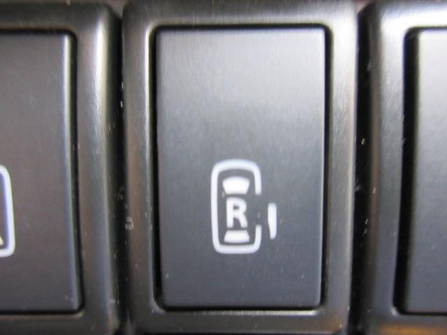 スペーシアカスタム XS Dオーディオ/フルセグTV・CD再生・Bluetooth/全方位M/衝突軽減B/D席暖シート/SW付革巻ステア/両電動ドア/オート付HID&フォグ/オート格納ミラー/純15AW/インテリキー/(15枚目)