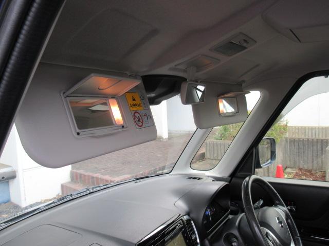 スペーシアカスタム XS Dオーディオ/フルセグTV・CD再生・Bluetooth/全方位M/衝突軽減B/D席暖シート/SW付革巻ステア/両電動ドア/オート付HID&フォグ/オート格納ミラー/純15AW/インテリキー/(39枚目)