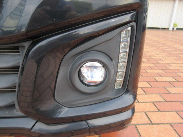 スペーシアカスタム XS Dオーディオ/フルセグTV・CD再生・Bluetooth/全方位M/衝突軽減B/D席暖シート/SW付革巻ステア/両電動ドア/オート付HID&フォグ/オート格納ミラー/純15AW/インテリキー/(59枚目)