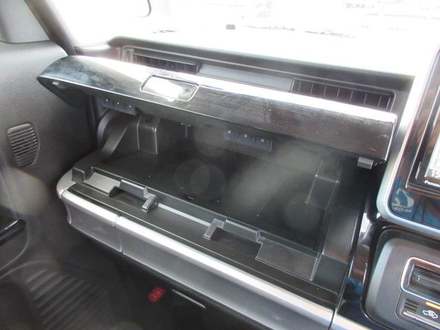 スペーシアカスタム ハイブリッドＸＳ　Ｓｔｒａｄａナビ／Ｂカメラ／ＥＴＣ／Ｄ席シートヒーター／両電動ドア／オートハイビーム／オート付ＬＥＤ＆フォグ／オートＡＣ／オート電格ミラー／純１５ＡＷ／セーフティサポート／インテリキー／（31枚目）