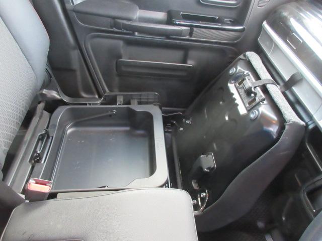 スペーシアカスタム ハイブリッドＸＳ　Ｓｔｒａｄａナビ／Ｂカメラ／ＥＴＣ／Ｄ席シートヒーター／両電動ドア／オートハイビーム／オート付ＬＥＤ＆フォグ／オートＡＣ／オート電格ミラー／純１５ＡＷ／セーフティサポート／インテリキー／（36枚目）