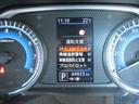 ご納車後も安心なプレミア保証をご提案いたします。ナビや電装品、エアコンなども含めた600項目の充実した保証内容と安心のロードサービス付帯でサポートいたします。詳細はお尋ねください。