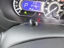 Bluetooth対応のカーナビやカーオーディオとスマートフォンを連携して通話が可能なハンズフリーマイクが付いています!