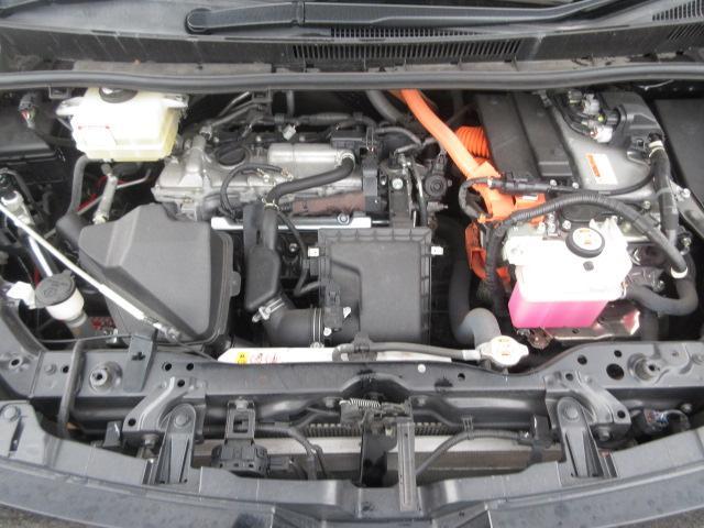 ヴォクシー ハイブリッドＺＳ　煌ＩＩ　純正９型ナビ　フルセグ　Ｂカメラ　ＤＶＤ　ＳＤ録音　Ｂｌｕｅｔｏｏｔｈ　両側電動ドア　セーフティーセンス　ＬＤＡ　ＰＫＳＢ　ＰＣＳ　クルコン　オートＬＥＤ＆フォグ　ＥＴＣ　シートヒーター　純正１６ＡＷ（77枚目）