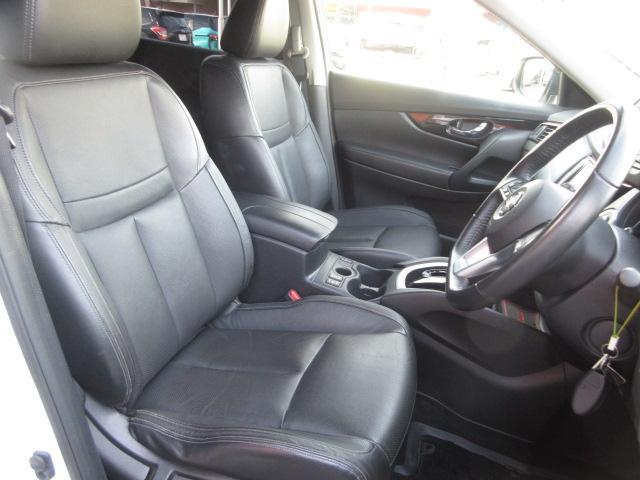 エクストレイル モード・プレミア　純正９型ナビ　フルセグ　アラウンドビューモニター　フリップダウンモニター　衝突軽減ブレーキ　ＬＤＡ　オーテック１９ＡＷ　純正ドラレコ　本革シート　シートヒーター　デジタルミラー　ルーフレール　ＬＥＤ（54枚目）