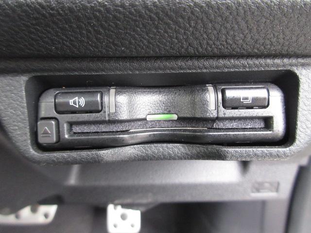 インプレッサ ＳＴ－Ｈ　１１．５型ディスプレイ　フルセグ　マルチビューモニター　サンルーフ　レーダークルーズ　オートＬＥＤ＆フォグ　ＳＲＶＤ　ＬＫＡ　シートヒーター　本革　電動シート　純正１７ＡＷ　前後ドラレコ　ＥＴＣ（17枚目）