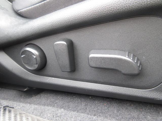 インプレッサ ＳＴ－Ｈ　１１．５型ディスプレイ　フルセグ　マルチビューモニター　サンルーフ　レーダークルーズ　オートＬＥＤ＆フォグ　ＳＲＶＤ　ＬＫＡ　シートヒーター　本革　電動シート　純正１７ＡＷ　前後ドラレコ　ＥＴＣ（34枚目）